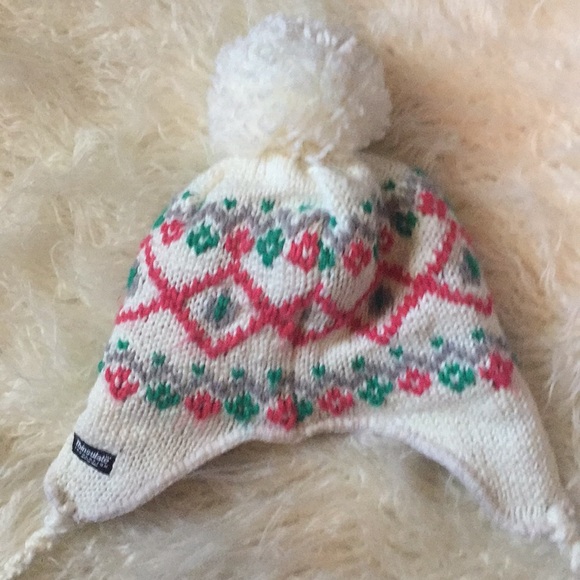 Knit Puffball Hat 💕 - Picture 4 of 8